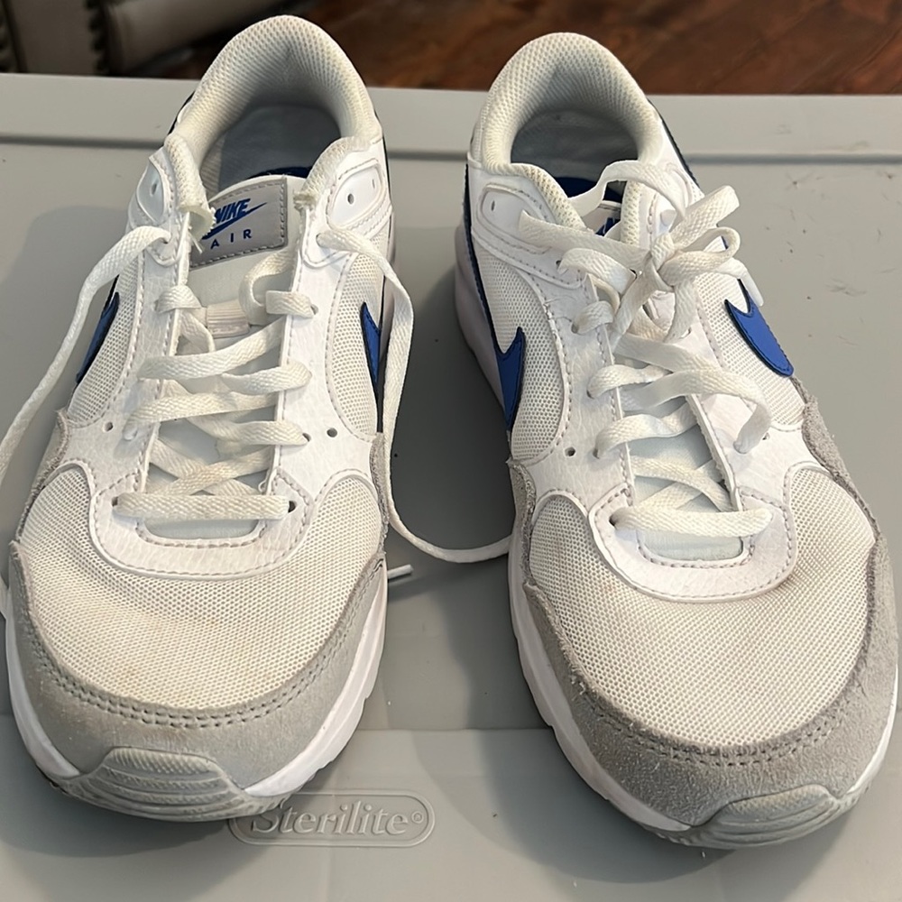 Nike Air white w blue check 6.5y unisex